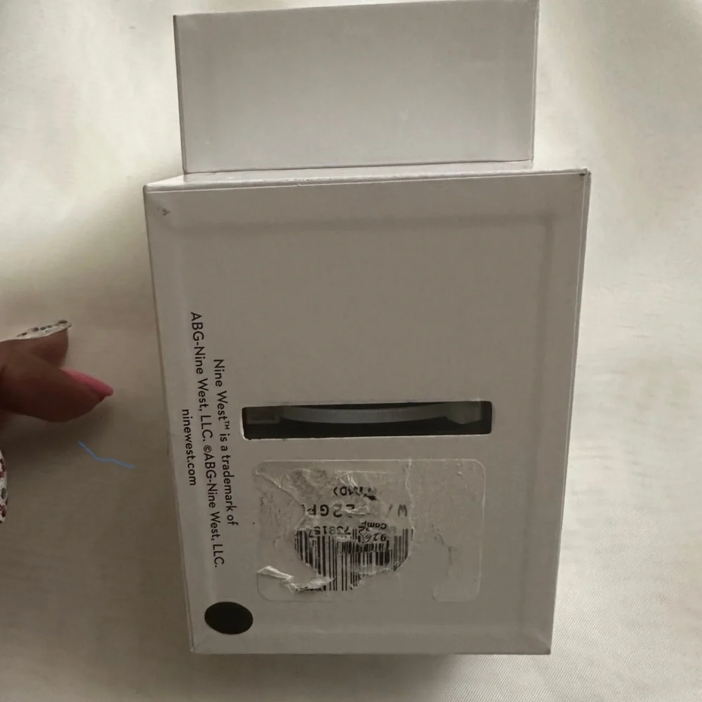 Watch - Picture 4 of 5